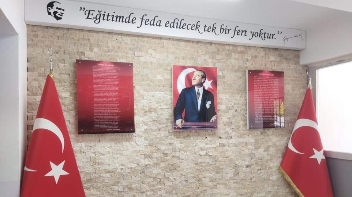 Atatürk Köşesi ve 15 Temmuz Milli İrade Köşesi Okulumuza Kazandırıldı